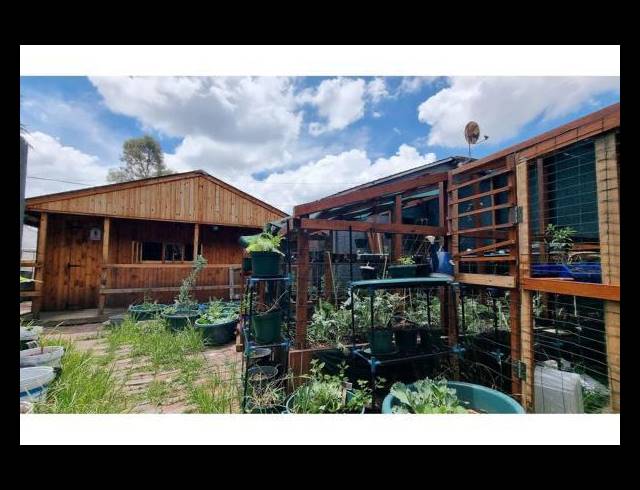 4 BEDROOM HOUSE FOR SALE IN BRAMLEY NORTH
